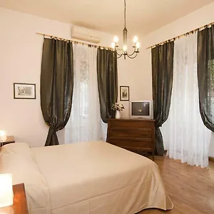 2* Bed & Breakfast Sharon